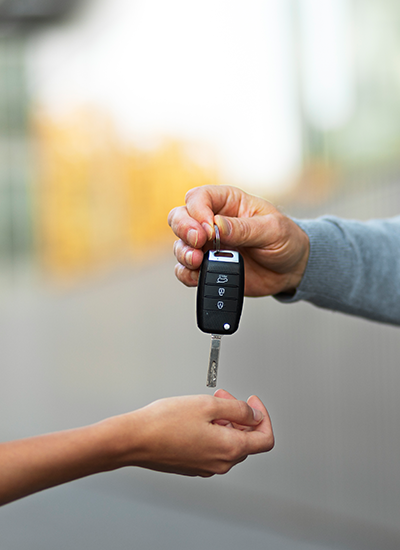 How much does a car key replacement cost